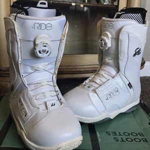 Ride snowboard boots